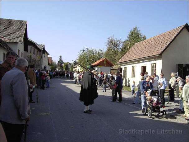 2006_09_24 Umzug beim Erdäpfelpuffer (3)